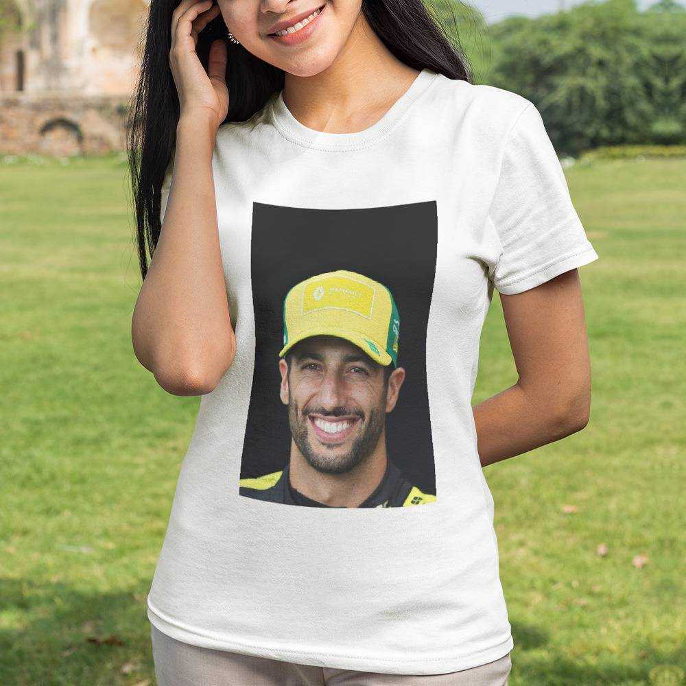 Daniel Ricciardo T shirt Ricciardo Saluta La Renault T shirt