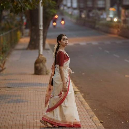 Short Saree Captions for Instagram