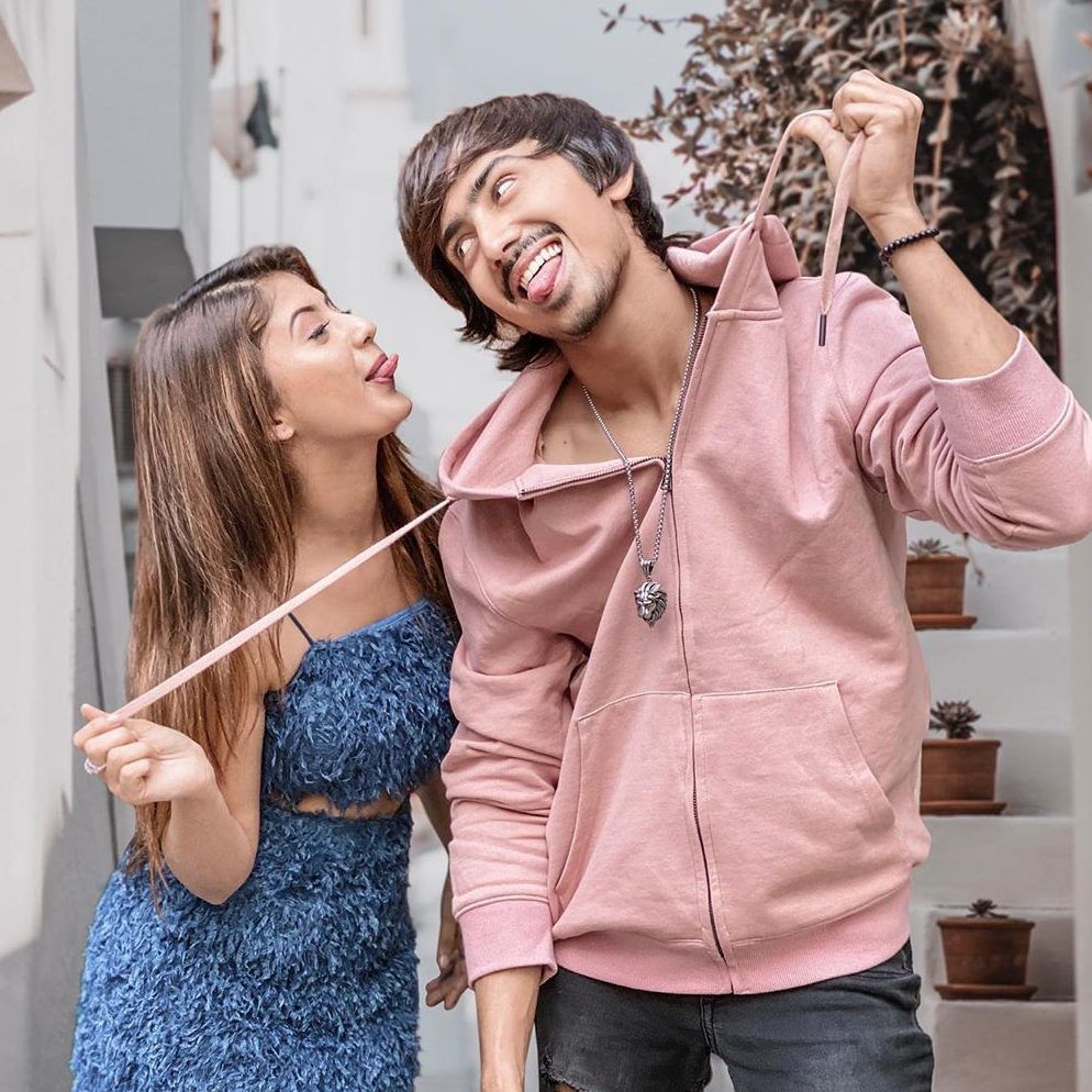 stylish couple dp instagram