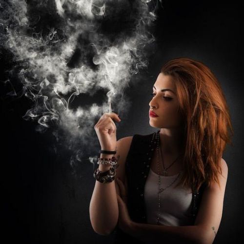 cool smoking girl dp for facebook