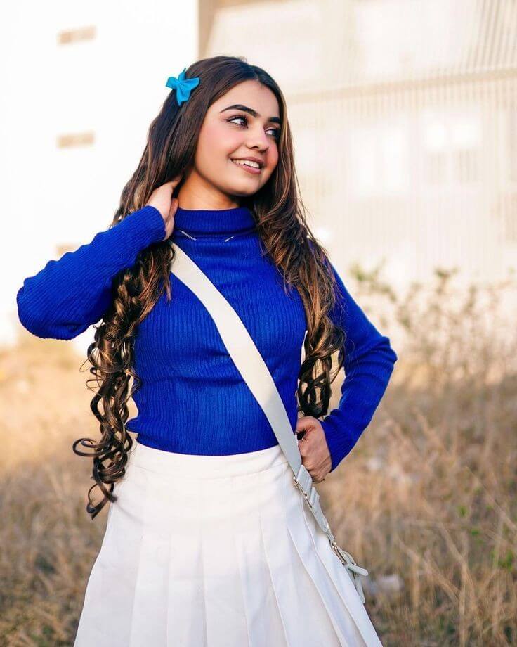 Stylish Dp For Girls,Stylish Cute Baby Girl Dp,Stylish Whatsapp Dp For Girl Image 201