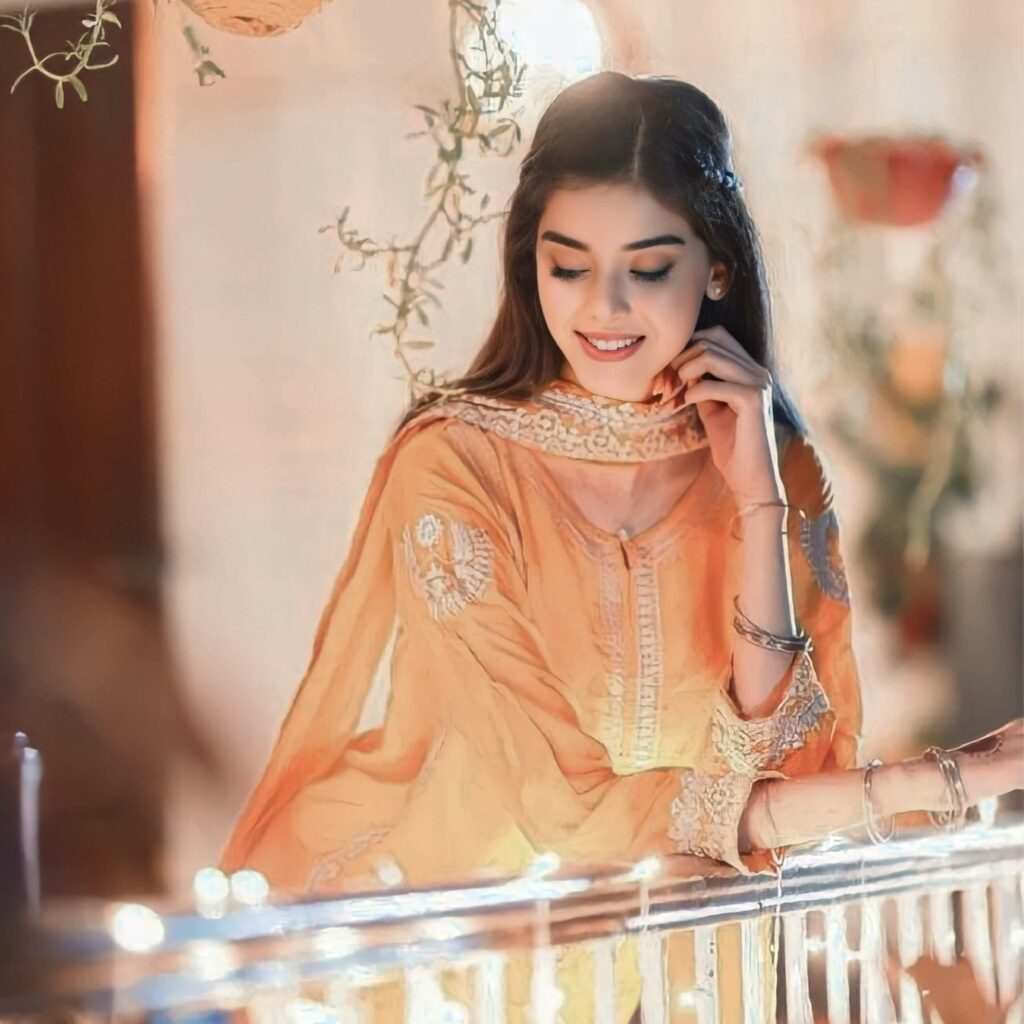 Stylish Dp For Girls,Stylish Cute Baby Girl Dp,Stylish Whatsapp Dp For Girl Image 94