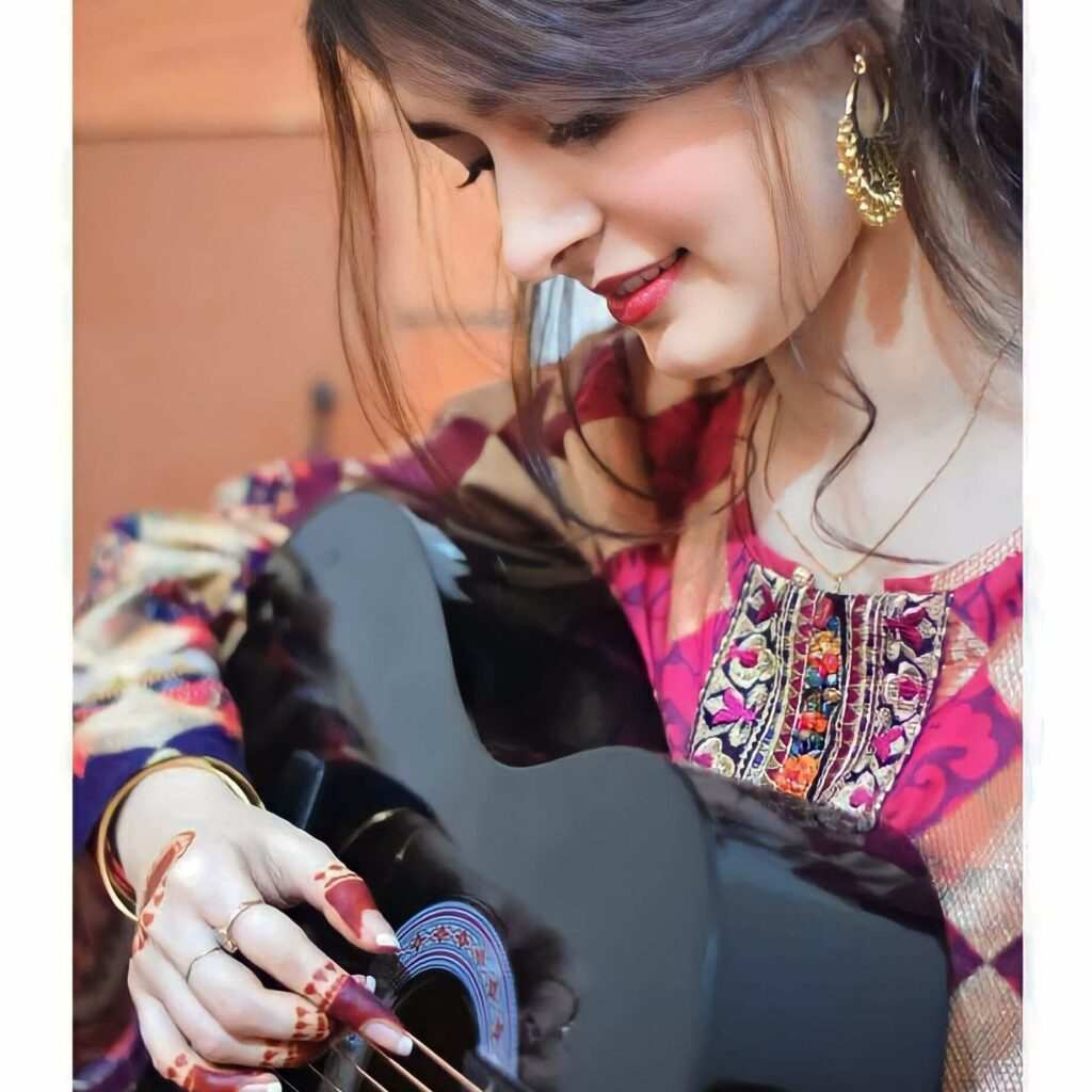 Stylish Dp For Girls,Stylish Cute Baby Girl Dp,Stylish Whatsapp Dp For Girl Image 92