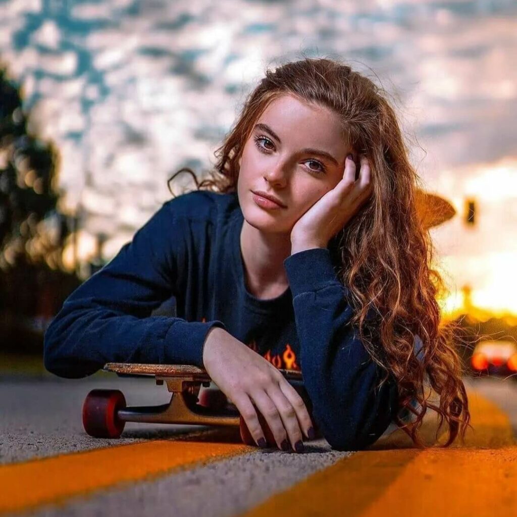 Stylish Dp For Girls,Stylish Cute Baby Girl Dp,Stylish Whatsapp Dp For Girl Image 143