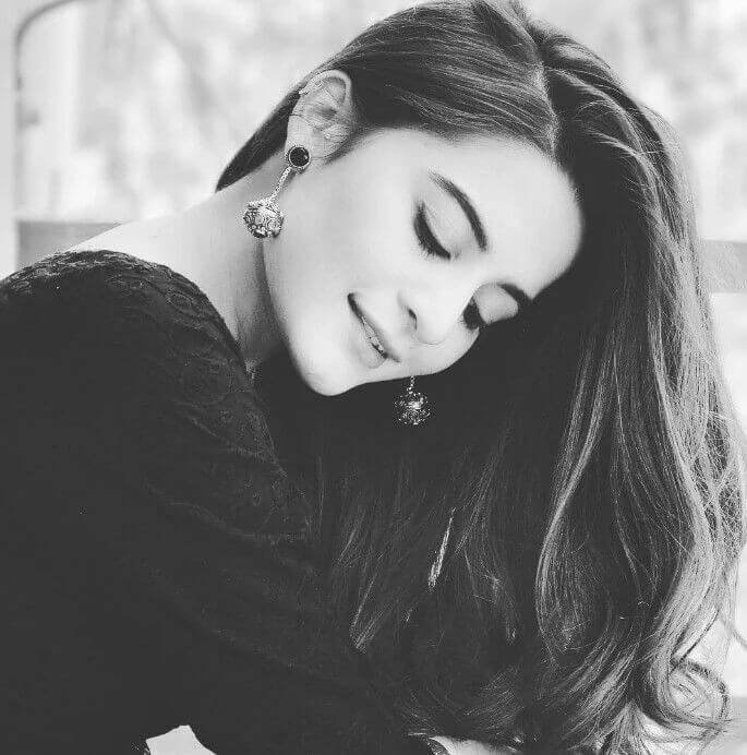 Stylish Dp For Girls,Stylish Cute Baby Girl Dp,Stylish Whatsapp Dp For Girl Image 206