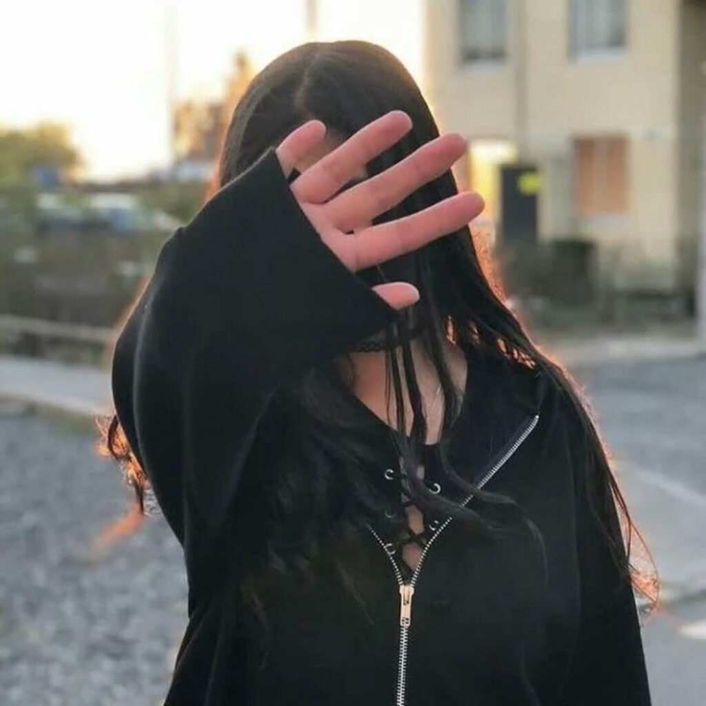 Stylish Dp For Girls,Stylish Cute Baby Girl Dp,Stylish Whatsapp Dp For Girl Image 137