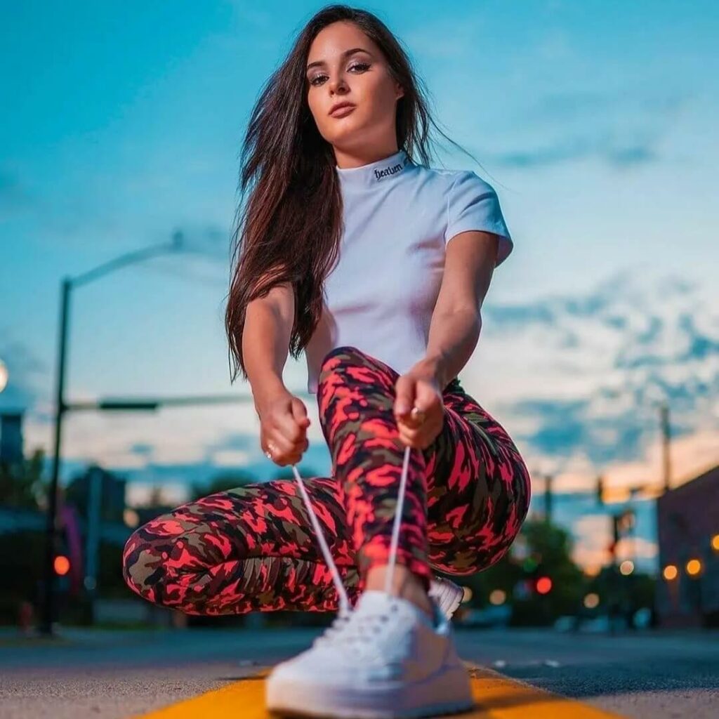 Stylish Dp For Girls,Stylish Cute Baby Girl Dp,Stylish Whatsapp Dp For Girl Image 141