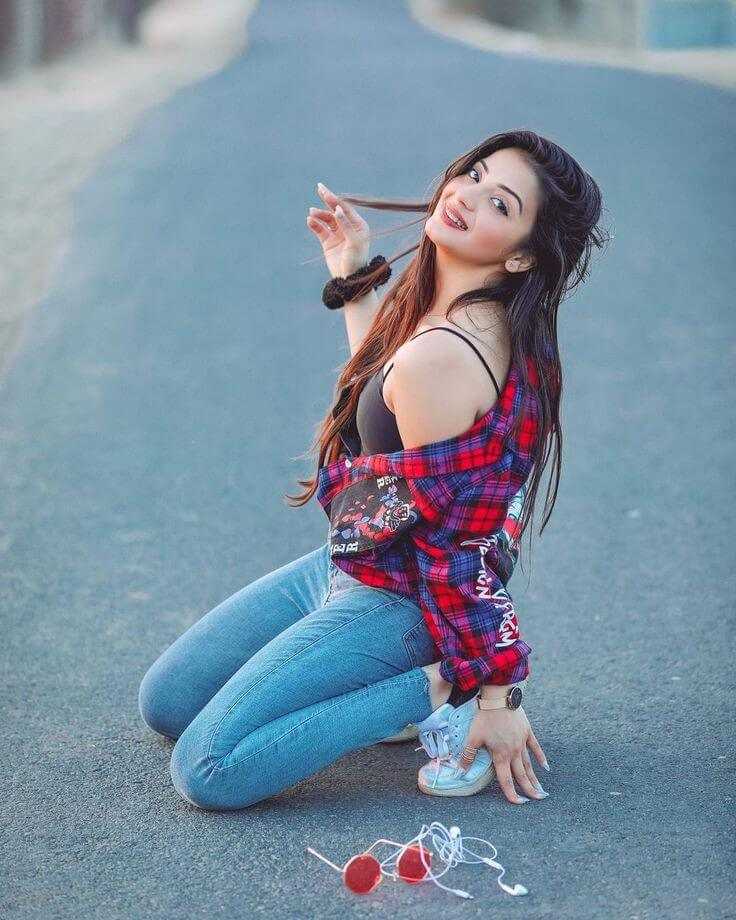 Stylish Dp For Girls,Stylish Cute Baby Girl Dp,Stylish Whatsapp Dp For Girl Image 173