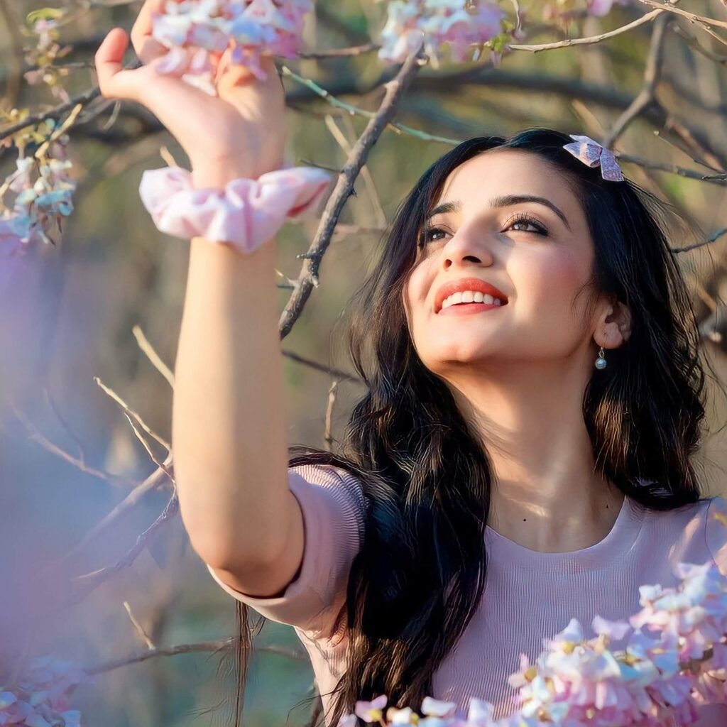 Stylish Dp For Girls,Stylish Cute Baby Girl Dp,Stylish Whatsapp Dp For Girl Image 93