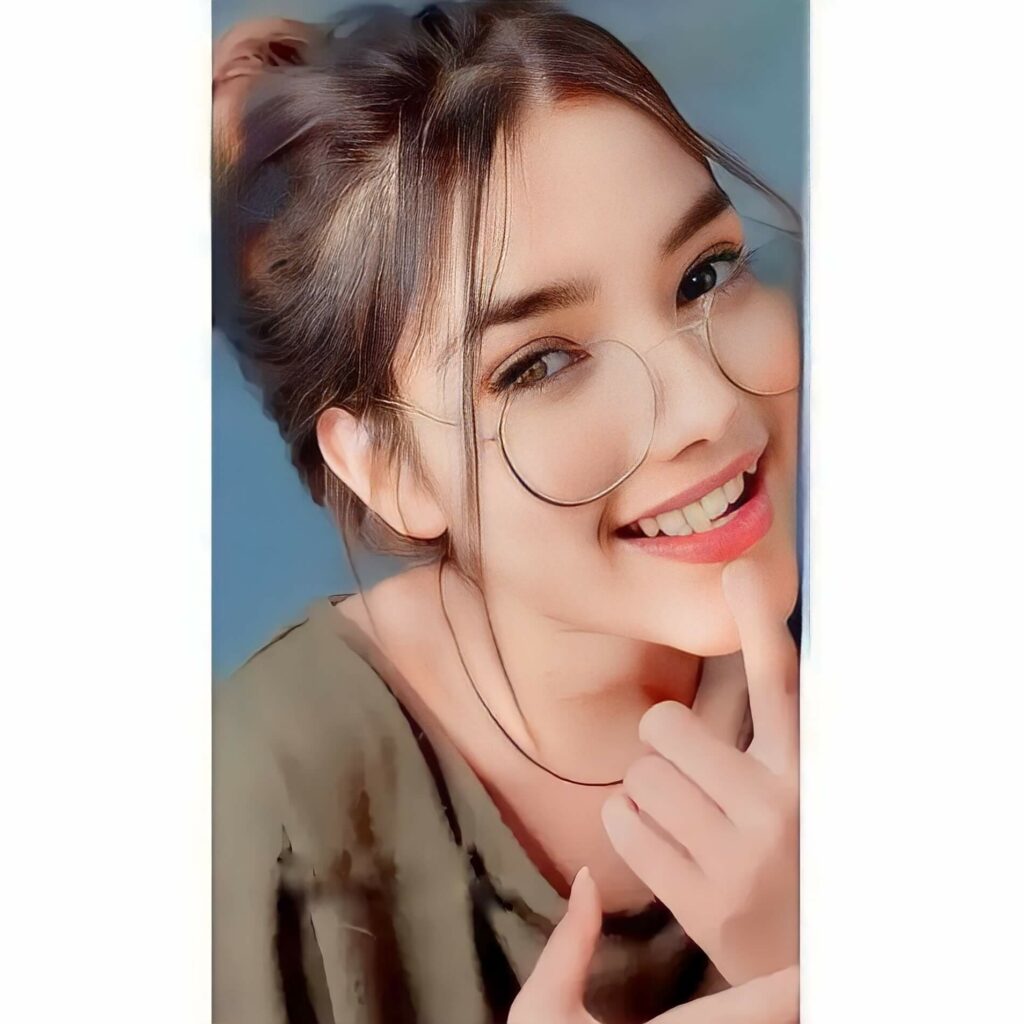 Stylish Dp For Girls,Stylish Cute Baby Girl Dp,Stylish Whatsapp Dp For Girl Image 64