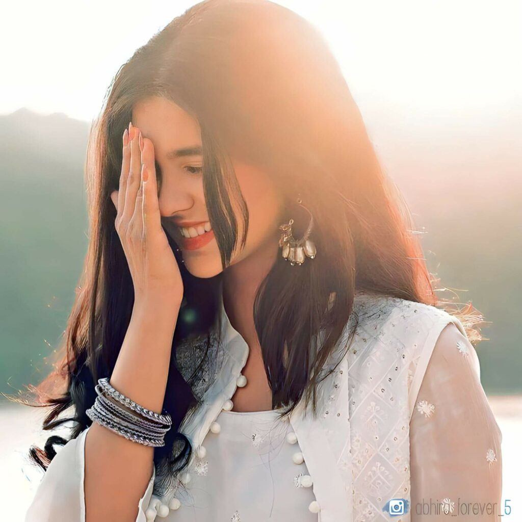 Stylish Dp For Girls,Stylish Cute Baby Girl Dp,Stylish Whatsapp Dp For Girl Image 91