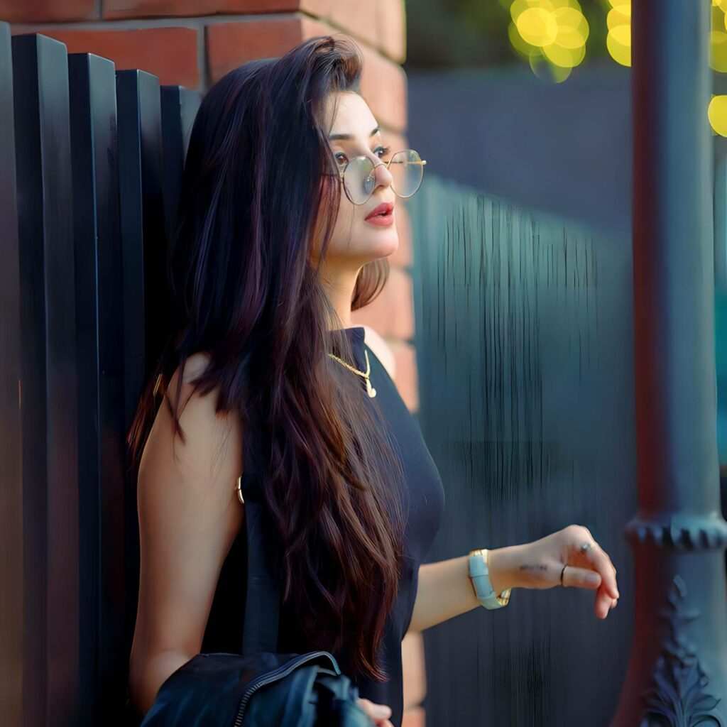 Stylish Dp For Girls,Stylish Cute Baby Girl Dp,Stylish Whatsapp Dp For Girl Image 103