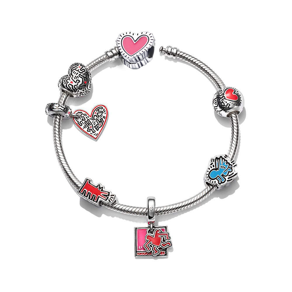 Keith Haring Glowing Love Bracelet Heart Button Embrace Artistic Style and Expression#1