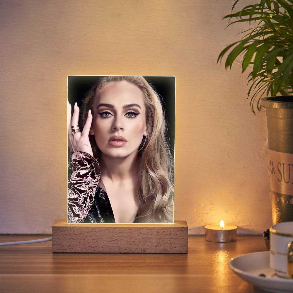 Adele Lamp Classic Celebrity Lamp with Wooden Base 