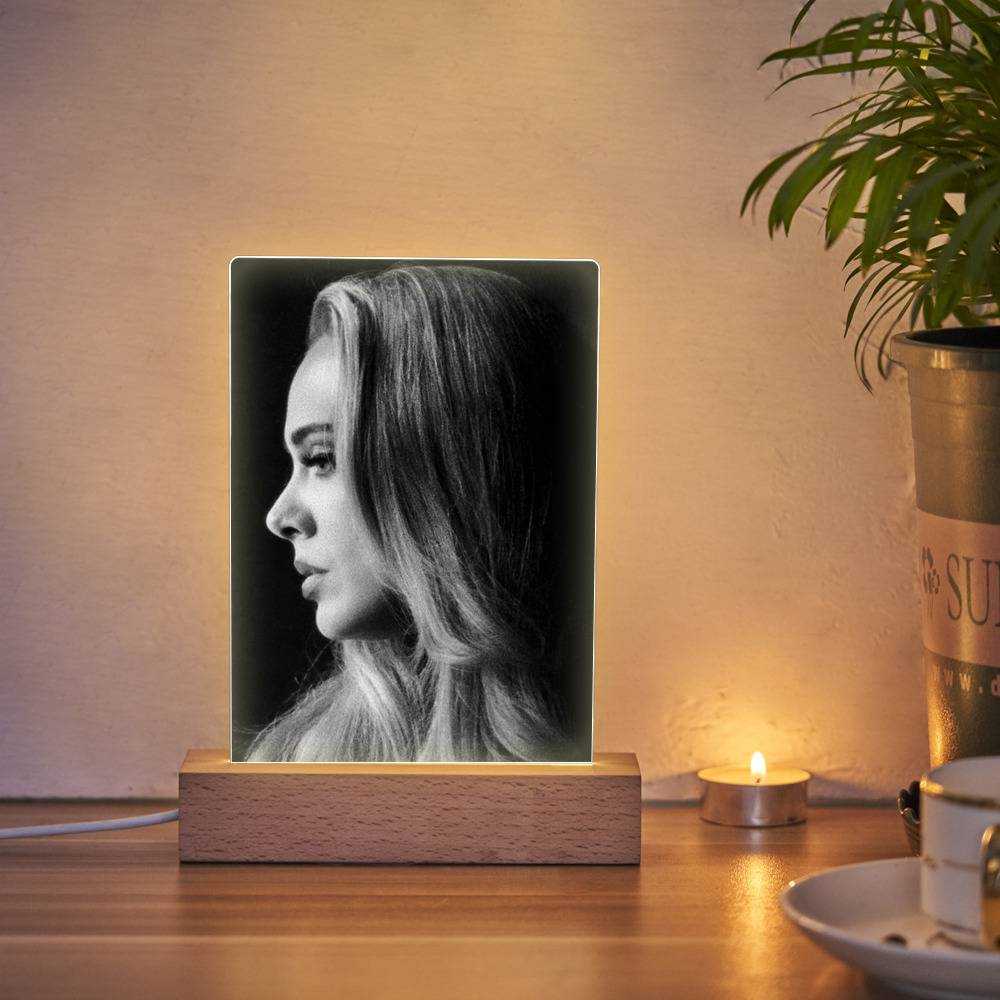 Adele Lamp Classic Celebrity Lamp with Wooden Base 