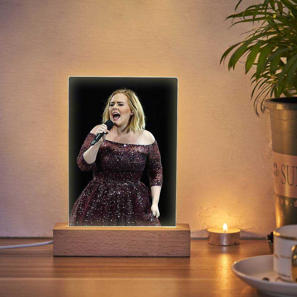 Adele Lamp Classic Celebrity Lamp with Wooden Base 