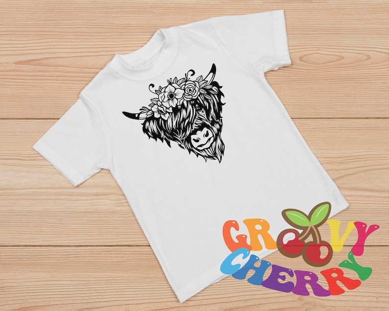 Highland Cow Head Svg, Highland Cow with Flower Crown SVG - Highland Heifer svg - Cow with Flowers on Head