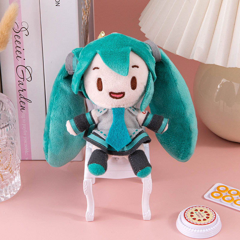 Comfortable And Soft Hatsune Miku Doll Keychain Pendant 15cm for ...