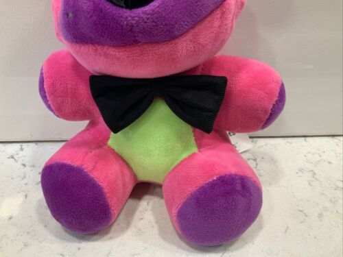 Five Nights at Freddy's: Plush – Freddy Blacklight (Pink)